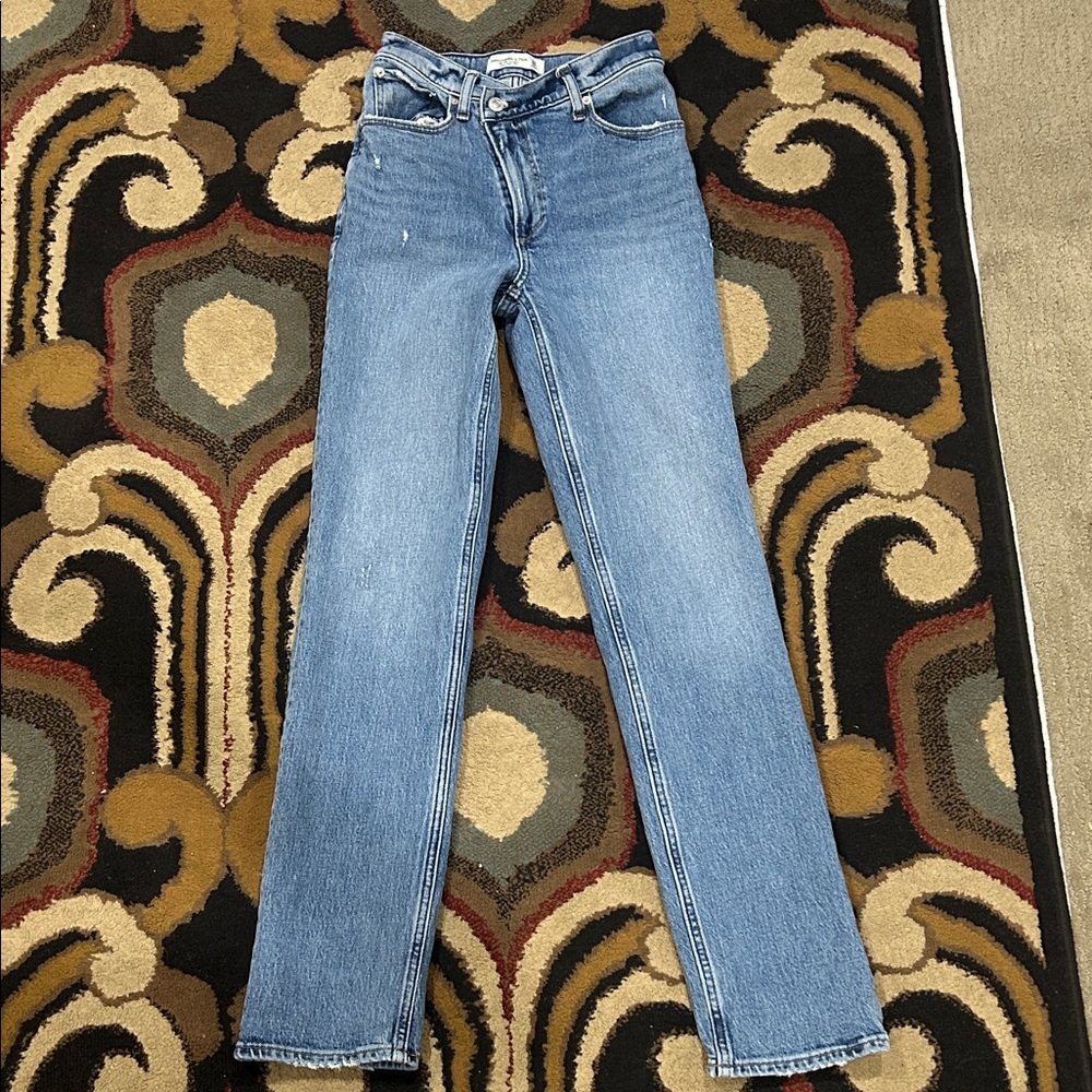 abercrombie women’s 90s straight leg ultra high rise
